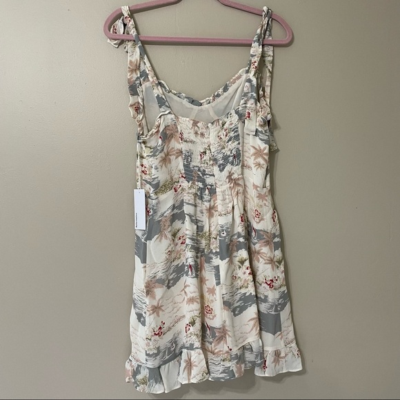 Reformation | NWT Christine Ruffle Mini Dress in Long Beach Size 12 - Picture 9 of 11